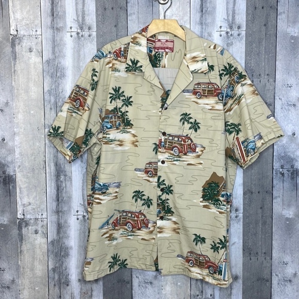 𝅺rjc Hawaiian style short sleeve button down shirt. Surfboards, palm trees. GUC